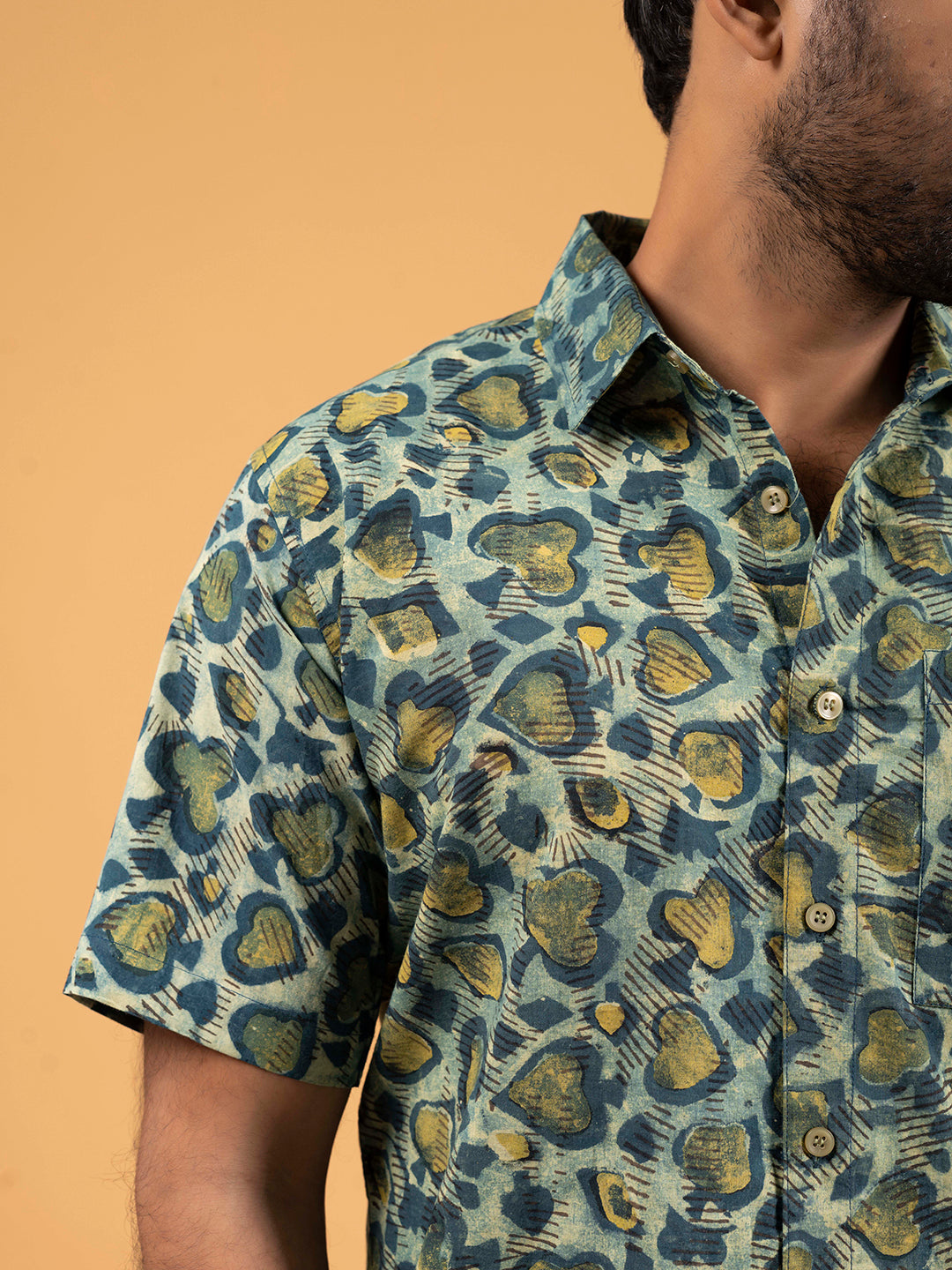 Mens Green Printed Half-Sleeve Shirt