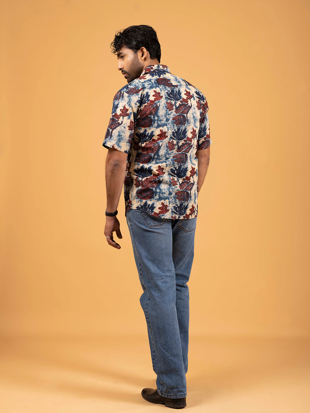 Mens Blue Printed Half-Sleeve Shirt